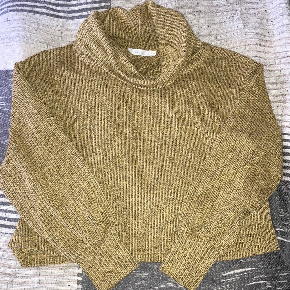 Cute yellow and black Lush sweater top